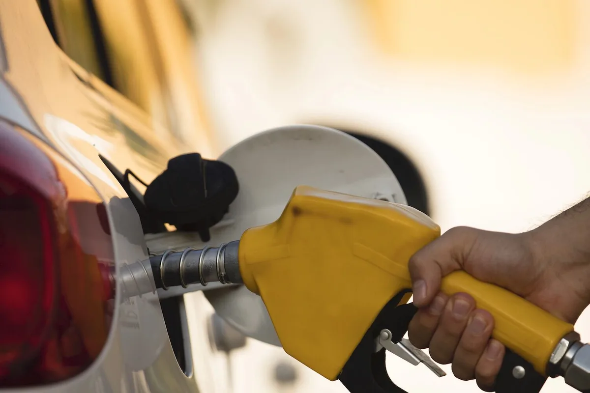 Combustíveis disparam de novo. Gasóleo sobe 8 a 10 cêntimos, mas ISP desce
