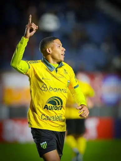 Náutico encaminha contratação de atacante Danielzinho, que estava na Série C pelo Ypiranga-RS