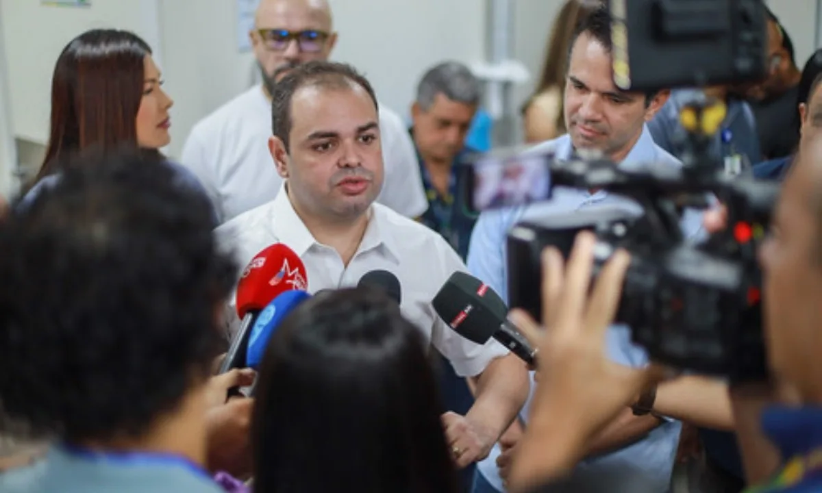 'Quem provocar incêndios criminosos precisa responder com rigor da lei', diz governador após aumento de focos no Amazonas