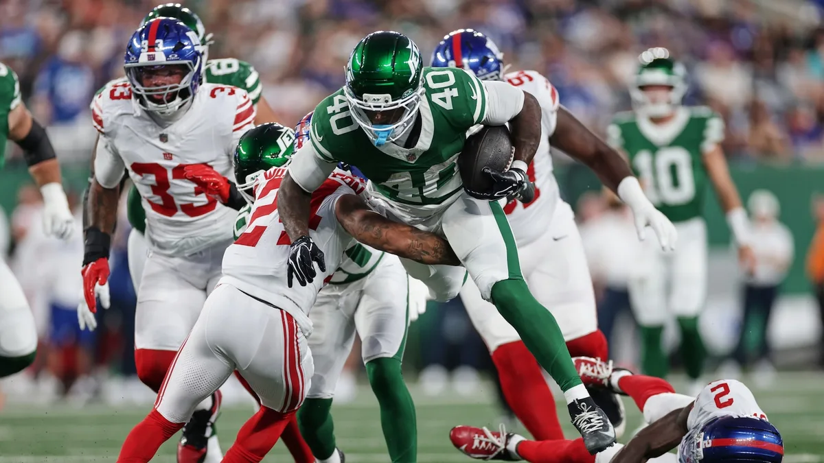Jets' Chip Trayanum hospitalized with neck injury after early TD in 23-6 preseason loss to Giants