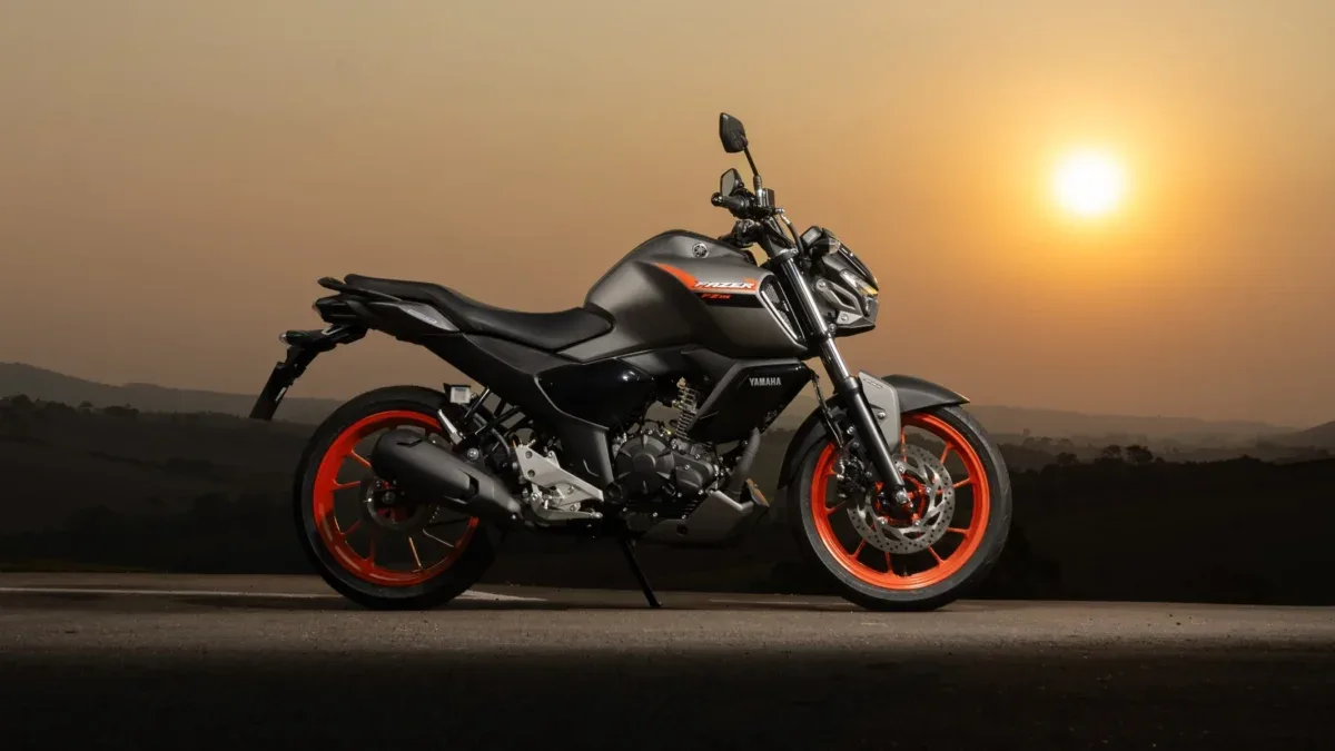 Nova Yamaha Fazer estreia no Brasil com LED, novas cores e cerca de 50 km por litro