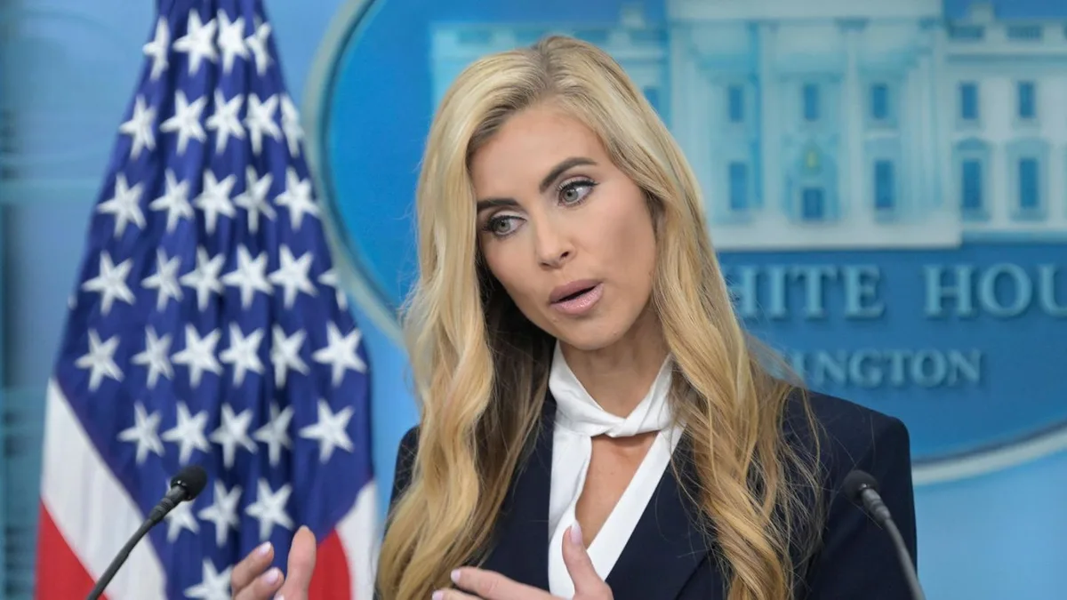 Fox-Interview: Neue Trump-Sprecherin gibt zu, bei Anwaltsprüfung durchgefallen zu sein