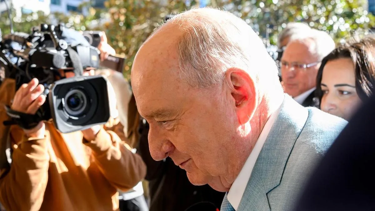 'Grub': Alan Jones blasted by alleged groping victim