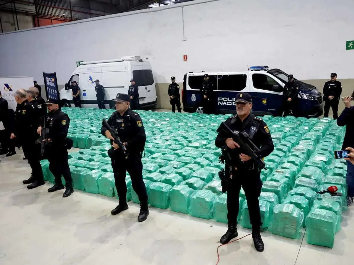 El Estado incauta en Madrid droga por valor de 320 millones de euros al año y la capital se convierte en la gran puerta de entrada de ayahuasca y viagra ilegal