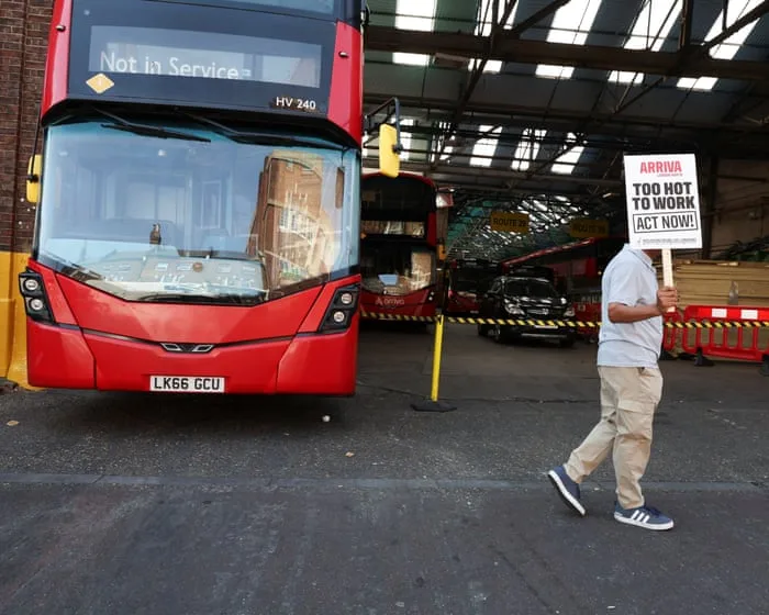 Unite’s mixed message on global heating | Letters