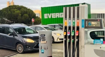 Preço eficiente sobe para 1,984 euros na gasolina e 2,102 euros no gasóleo