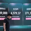 "Sell-off" nas tecnológicas leva Ásia a fortes perdas. Kospi tomba mais de 6%