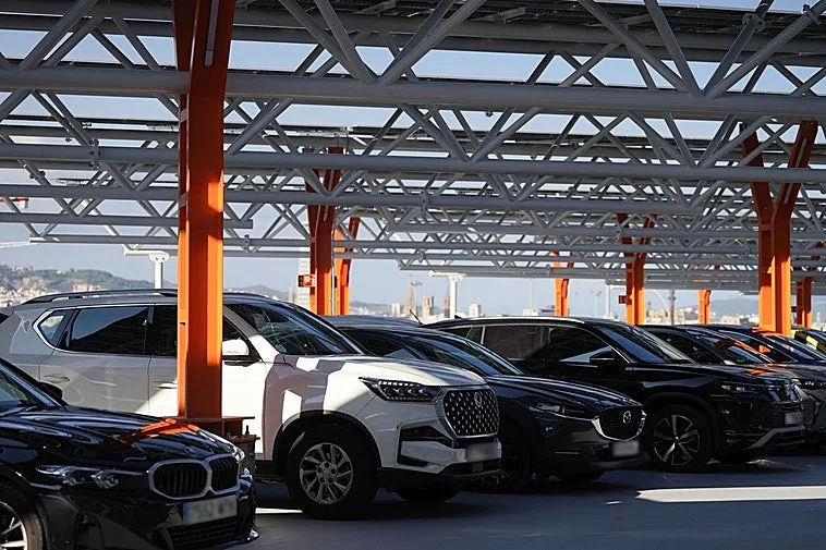 Vigo lidera la demanda de renting de coches en España