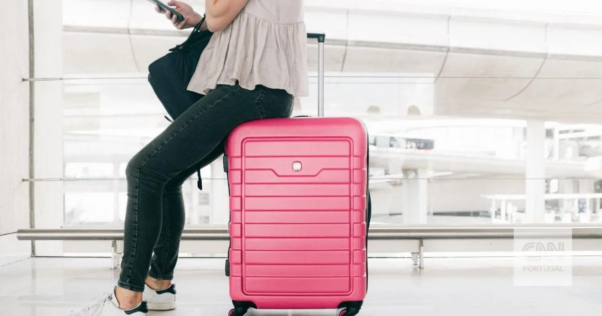 Chegou de férias? Há um erro que não deve cometer com a mala de viagem