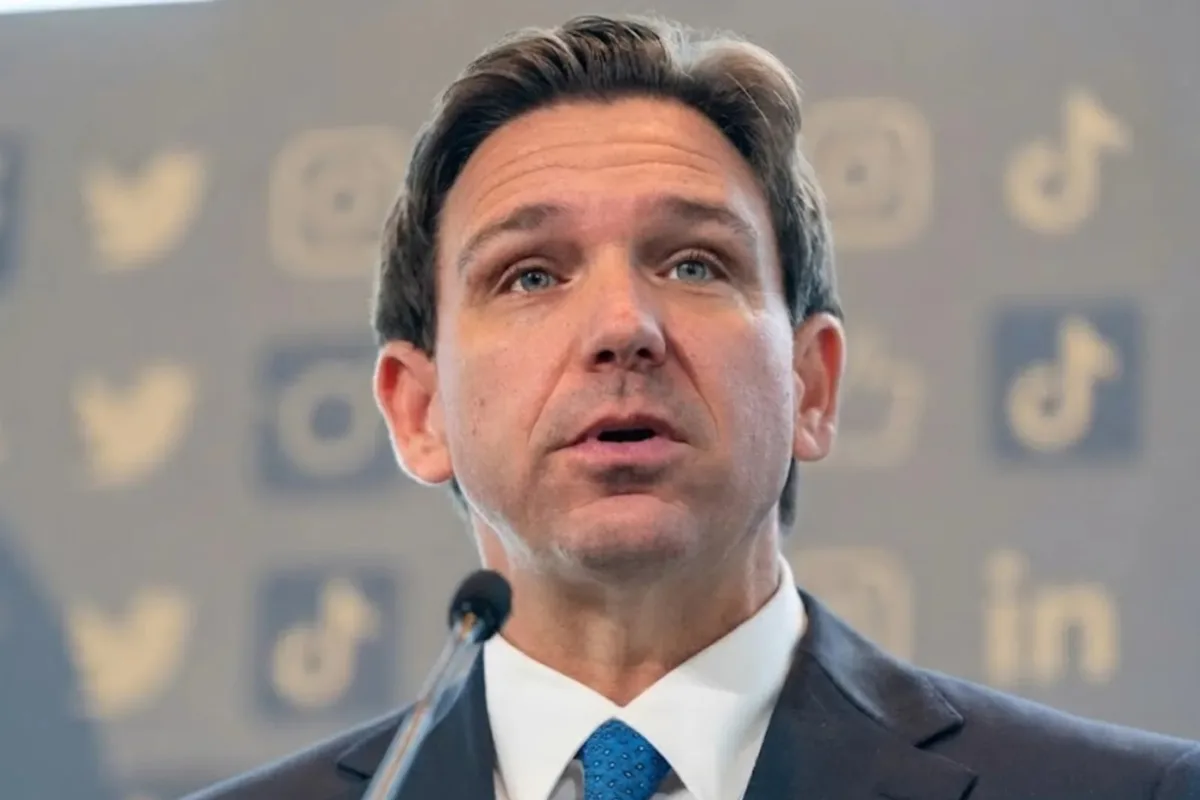DeSantis, sobre la IA en las escuelas: “Florida no tercerizará la infancia a un chatbot”