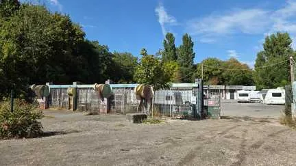 "C'est déjà bouché sur les routes" : à Cergy-Pontoise, le projet de trois parcs d'attractions divise les riverains