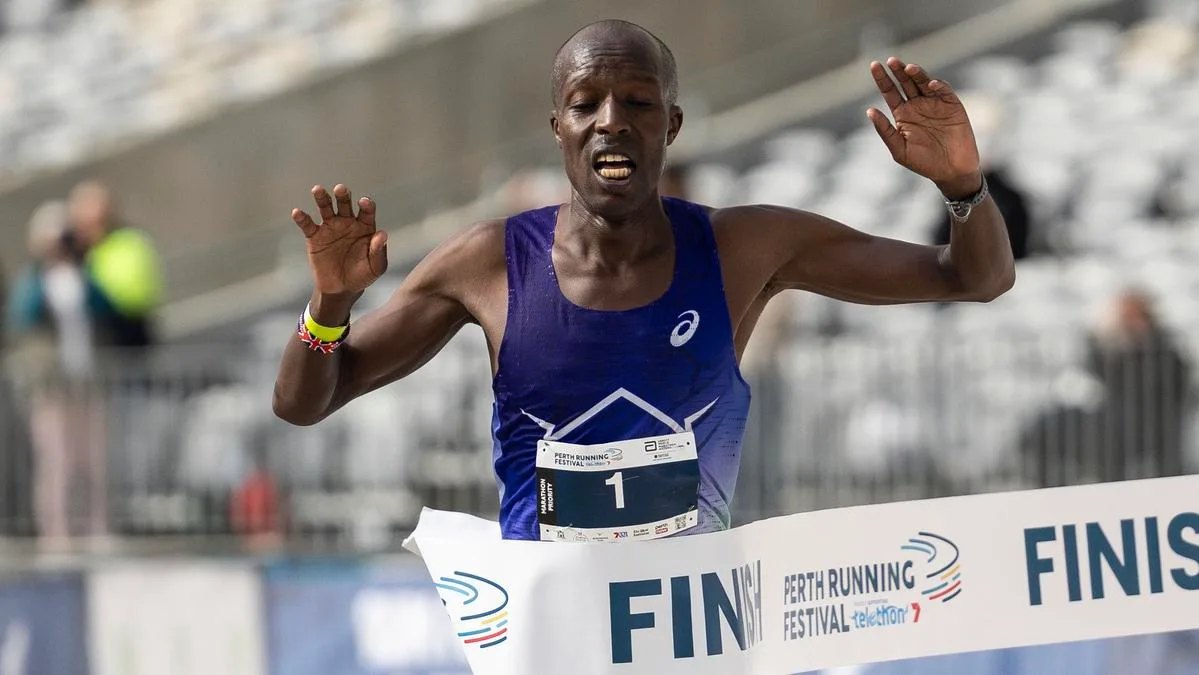 Brutal winds take a toll as Kenyan Dominic Ngeno wins Perth Running Festival Marathon