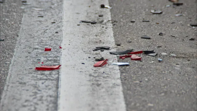 Motociclista morre após colisão entre motociclo e carro em Alfeizerão