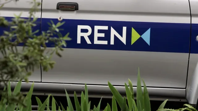 Compra de 13,7% na REN é "primeira fase" para Estado deter até 20%