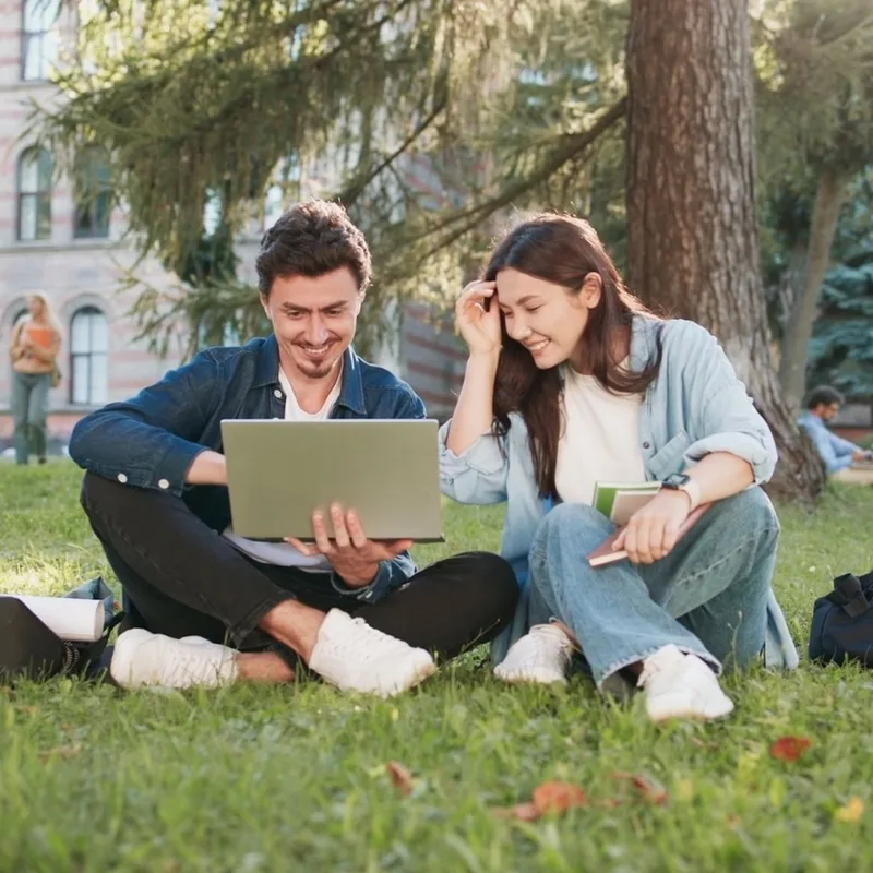 Back to School sur Back Market : le meilleur de la tech pour une rentrée réussie et économique