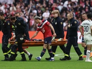 Ligue 1. La direction de l’arbitrage répond sèchement à Lille après la grave blessure de Tiago Santos