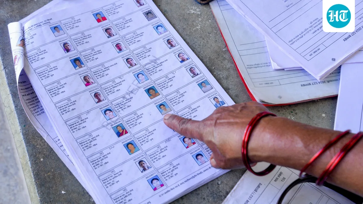 EC offers SSR lifeline amid furore over SIR