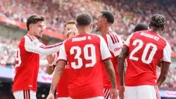 VÍDEO: Arsenal bate Man. City e conquista Supertaça «sem espinhas»