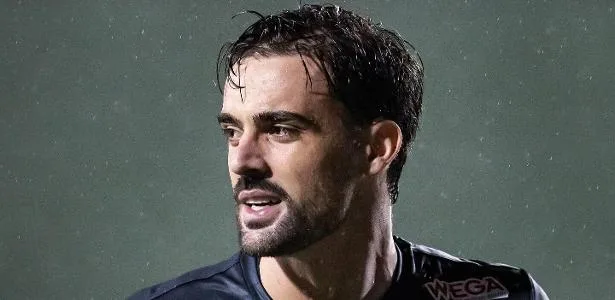 Palmeiras acerta contratação de goleiro da Portuguesa após saída de Kaique