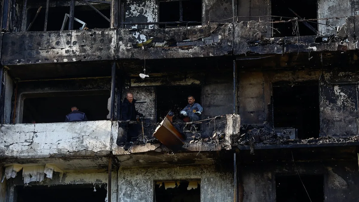 Russian strikes kill at least 9, as Ukraine reports intelligence, Starlink disruptions