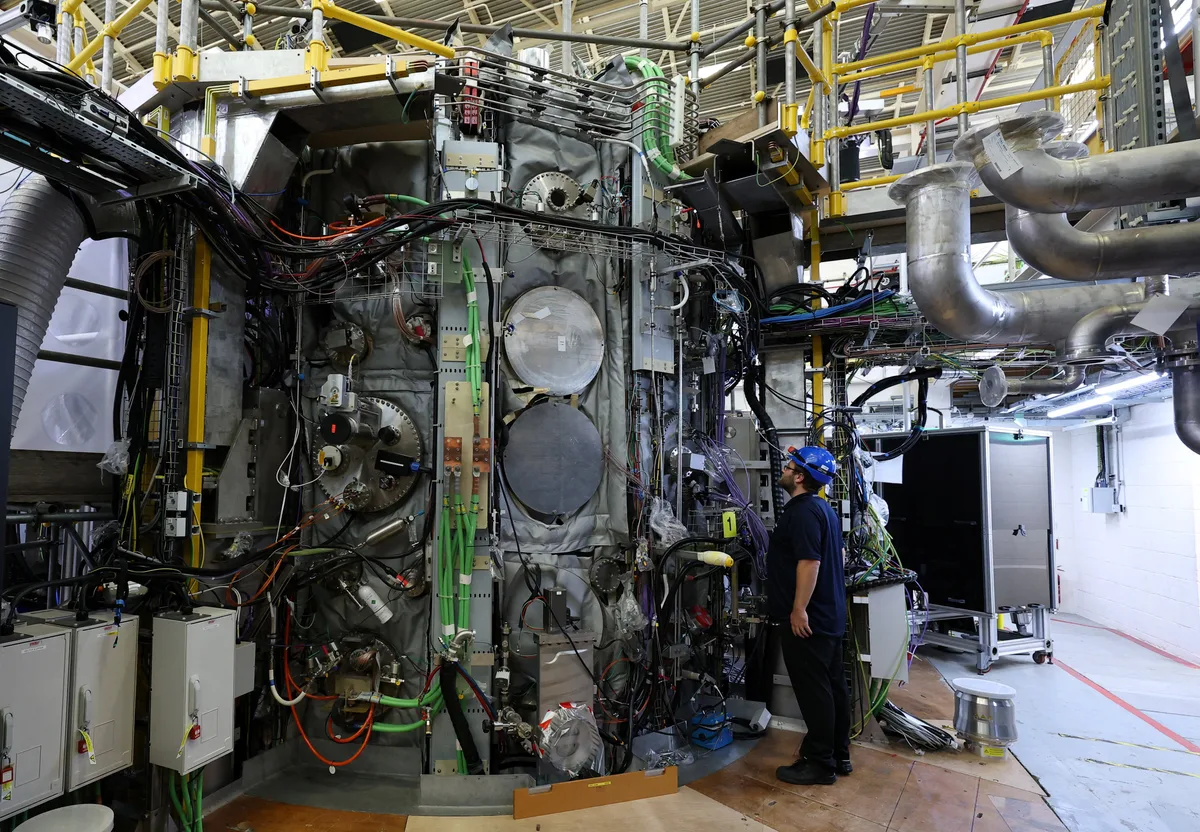 "Tout le monde est sous le choc" : la spectaculaire offensive de la Chine dans la course à la fusion nucléaire