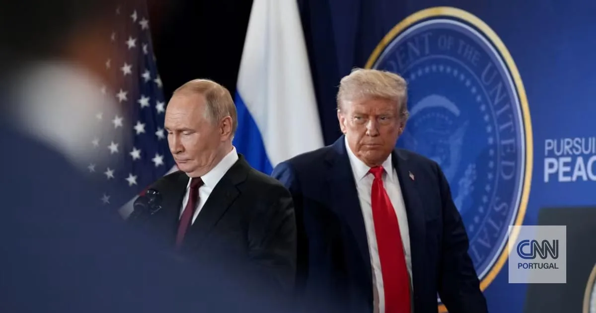 A visita secreta da CIA à Rússia mostra como Trump e Putin estão presos na mesma armadilha