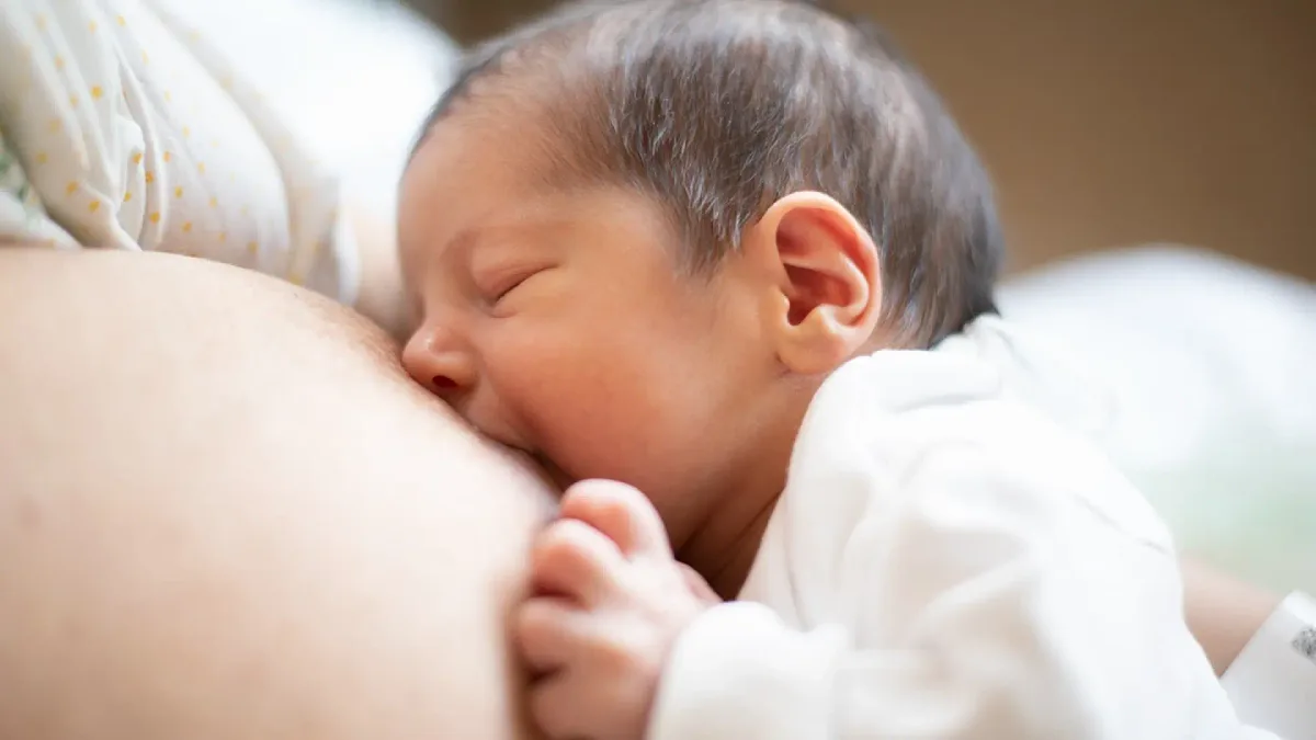 Más de 25.000 mujeres de toda España donan su leche materna para desarrollar un test que anticipe el riesgo de cáncer de mama
