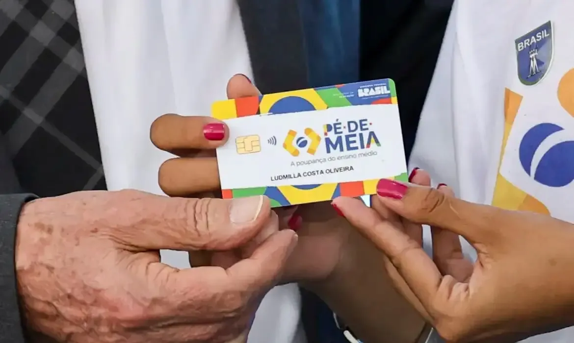 Pé-de-Meia 2026: nascidos em março e abril recebem parcela nesta terça