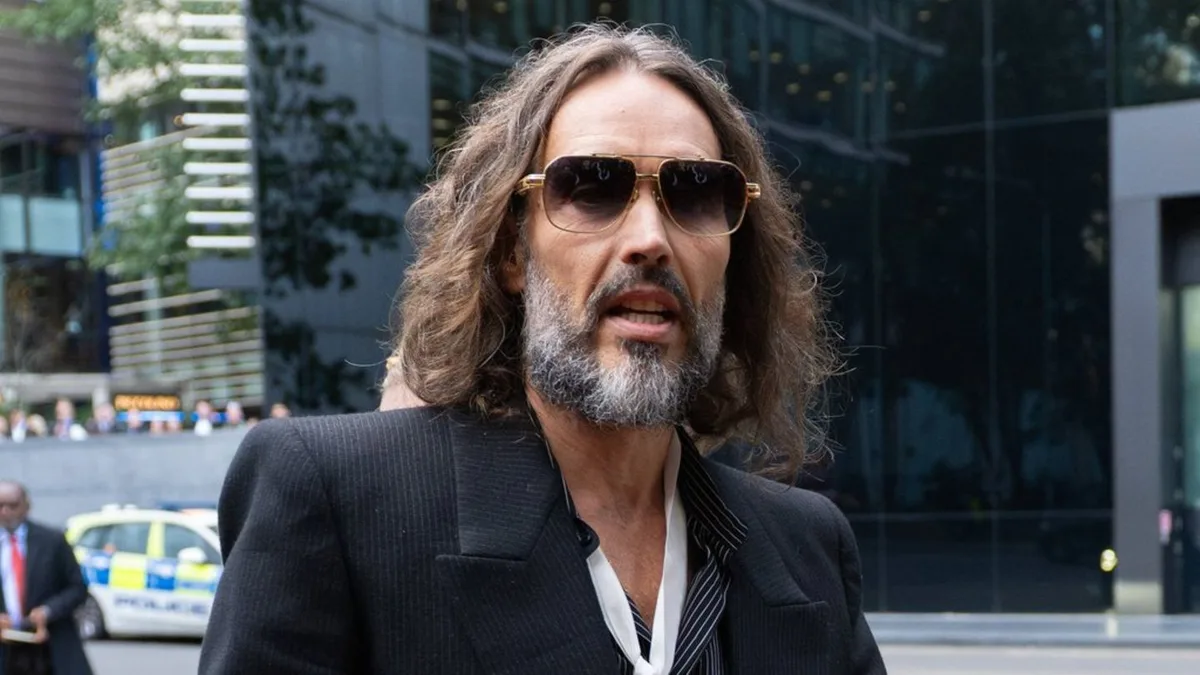 Prozess in London: Russell Brand als „skrupellos“ beschrieben
