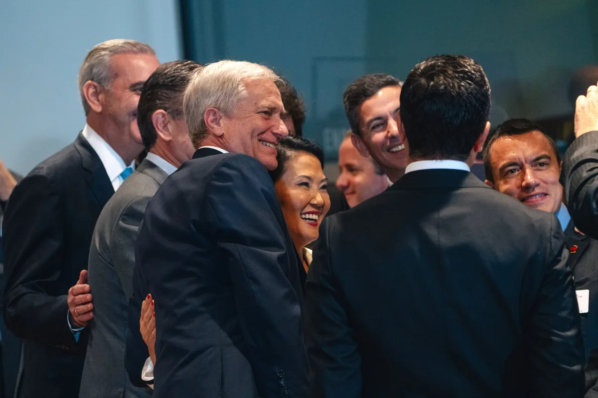 Keiko Fujimori posa en selfie con Javier Milei, Kast y Daniel Noboa durante reunión del Escudo de las Américas