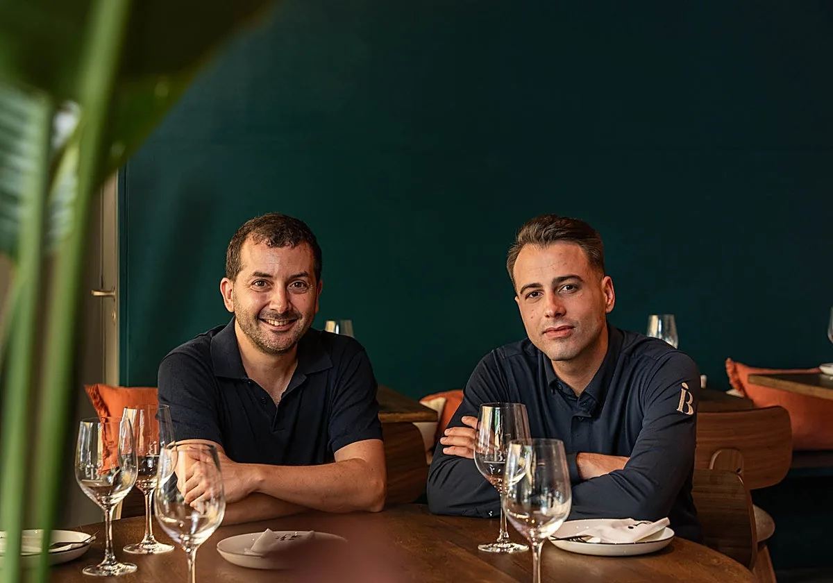 Bèstia desembarca en S'Agaró con una cocina informalmente domesticada y vinos libres