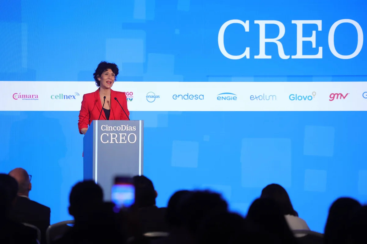 Elma Saiz asegura que las cifras económicas alimentan el optimismo del Gobierno