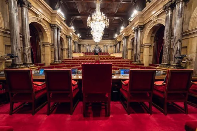El Parlament ya tiene más partidos nacidos en el siglo XXI que en el XX