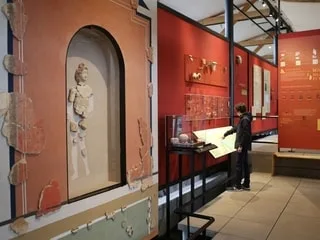 Retour dans la Rome antique avec la visite de ce musée près de Caen