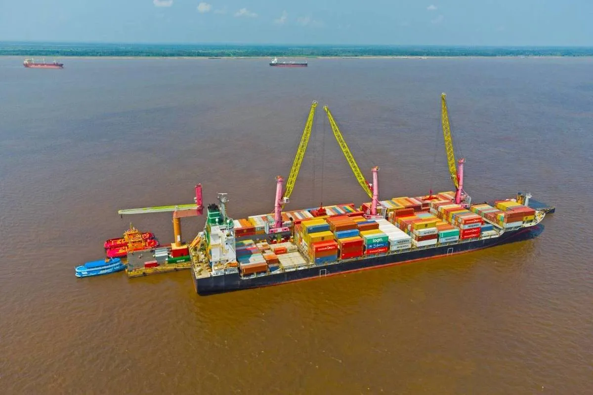 Estiagem reduz navegabilidade de rios na amazônia, e donos de navios aplicam sobretaxa