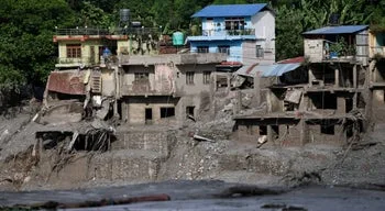 Novo balanço. Cheias devastadoras no Nepal e Tibete provocaram mais de 290 mortos