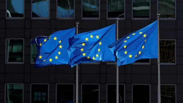 União Europeia regista o primeiro défice comercial desde 2023