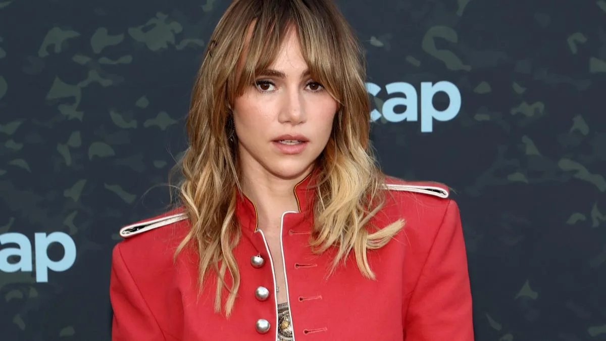 Suki Waterhouse recalls her early music struggles