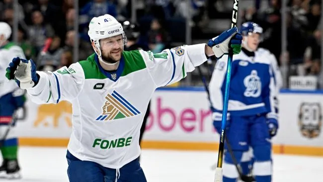 "Салават Юлаев" совершил камбэк с 0:3 в матче КХЛ с "Амуром"