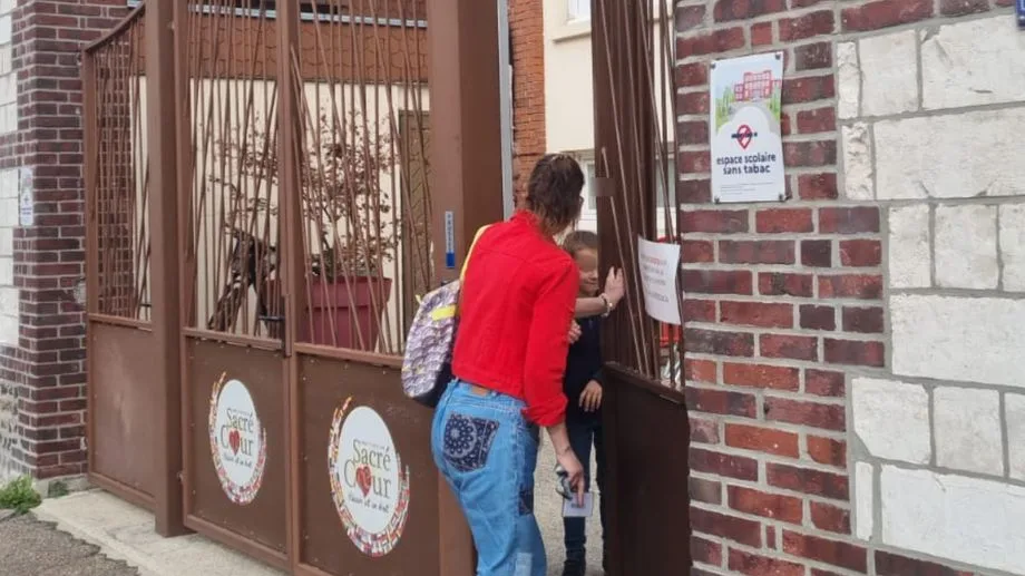 Des casseurs tentent de s'introduire dans un établissement scolaire de Rouen, 1.500 enfants et étudiants évacués