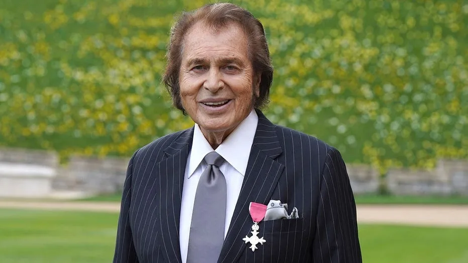 Engelbert Humperdinck says he tied up a nurse during tuberculosis sanatorium stay after painful treatment