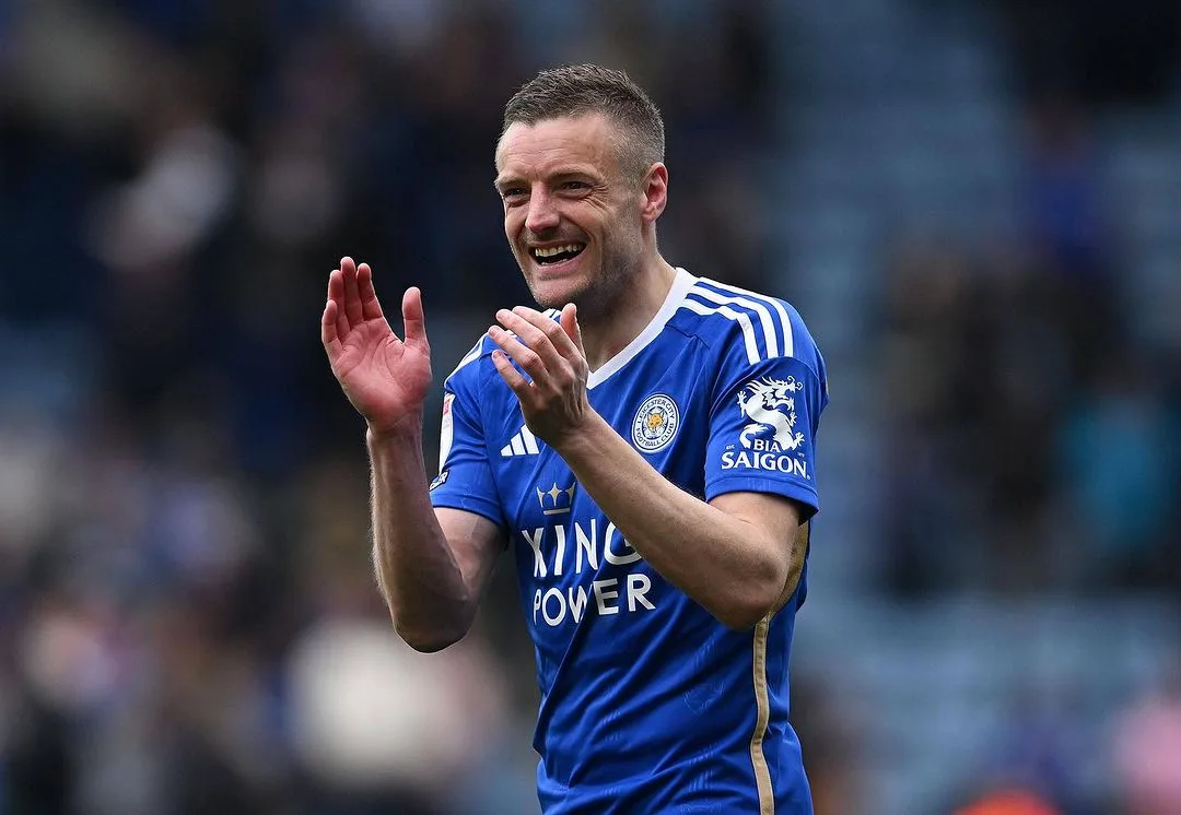 São Paulo demonstra interesse em Jamie Vardy, atacante ex-Leicester City