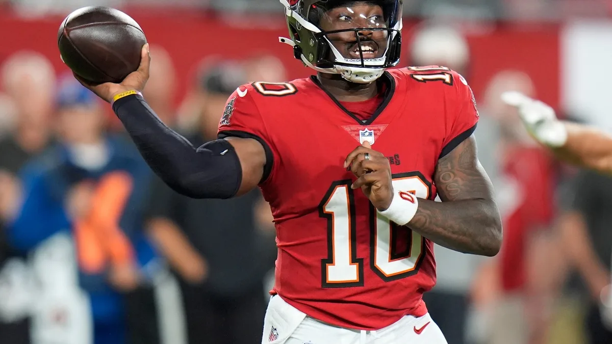Buccaneers rookie Jalon Daniels leads 3 scoring drives in 16-15 comeback win over Chiefs