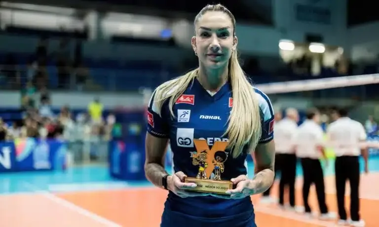 Vôlei Renata supera Suzano por 3 a 2 e fatura o Paulista de Vôlei