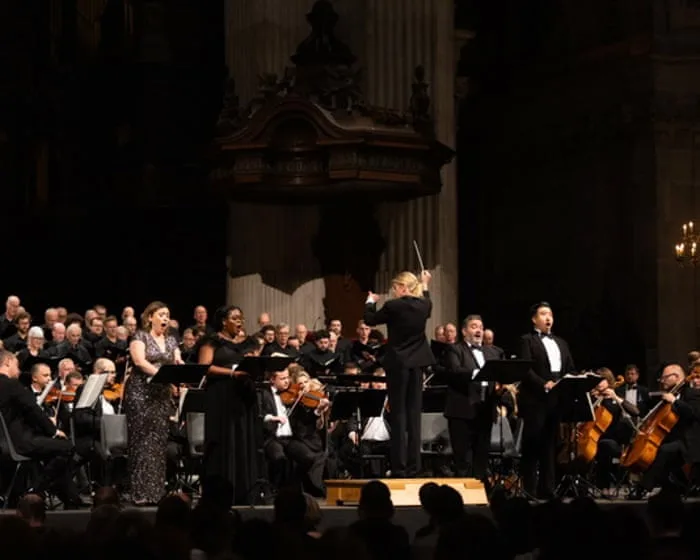 Ukrainian Freedom Orchestra/Wilson review – white-hot intensity as Verdi Requiem shakes St Paul’s vast dome