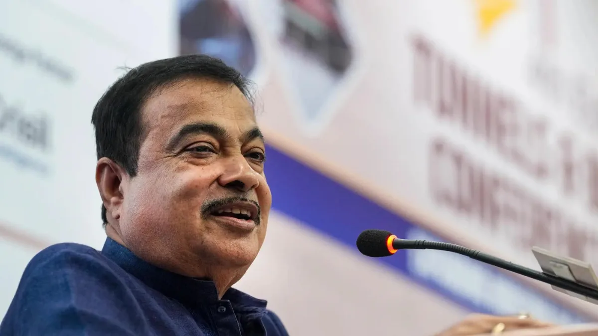 Gadkari urges all state govts to allow bike taxis; announces plan for negative points for traffic rule violations