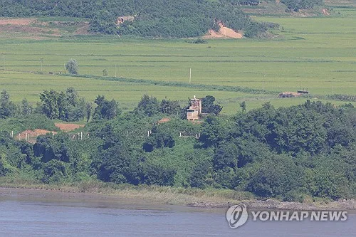 北, 트럼프 대화 제안에도 탄도미사일 도발…10여발 무더기 발사(종합2보)