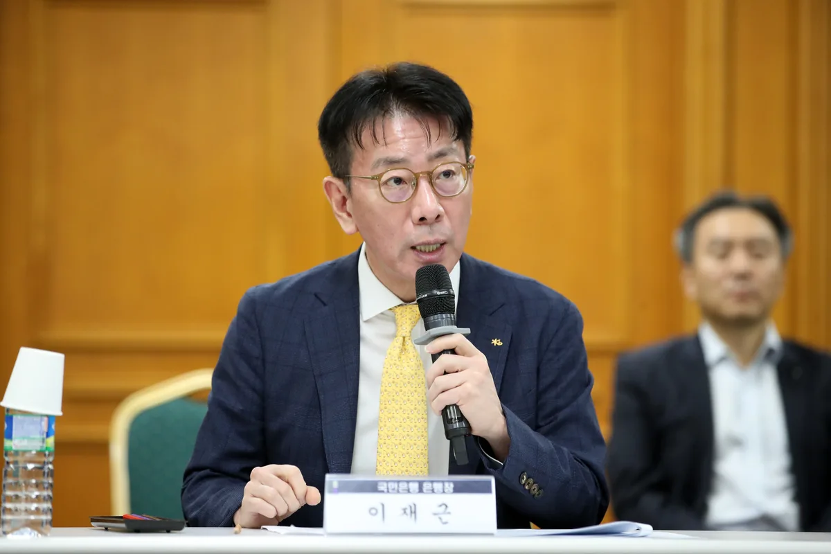 KB금융 차기 회장에 이재근… ‘세대교체’가 ‘대세론’ 깼다
