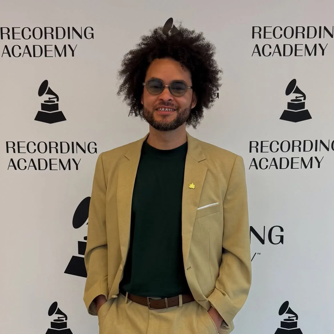 Músico vencedor do Grammy Latino é detido pelo ICE no aeroporto de Miami
