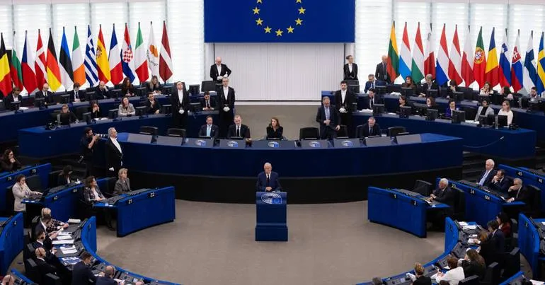 Eurodeputados querem lei contra stress e assédio no trabalho